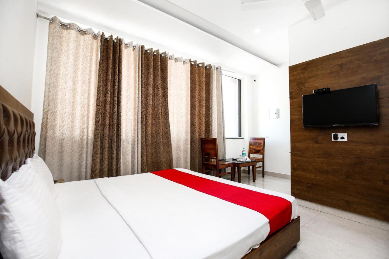 Hotel Woodcrest Zirakpur Chandigarh - Luxury Rooms Экстерьер фото